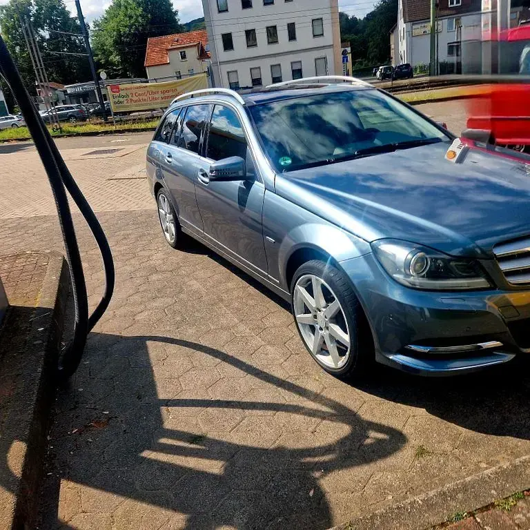Gebraucht Mercedes C350 Avantgarde 265 PS (194 kW) 2012 Grau Kombi