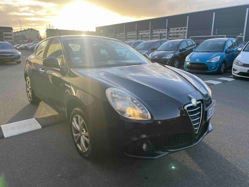 Schwarz Gebraucht 2011 Alfa Romeo Giulietta Kleinwagen | 1.950 € (Superpreis) - Bild 1/4