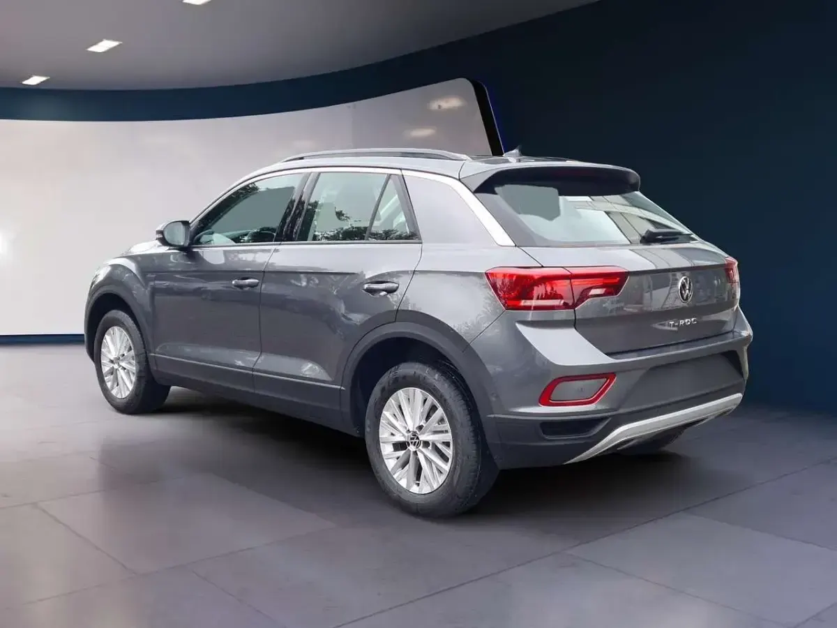 Neu VW T-Roc Life 150 PS (110 kW) 2025 Grau SUV
