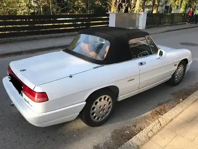 Gebraucht Alfa Romeo Spider 120 PS (88 kW) 1993 Weiß Cabrio