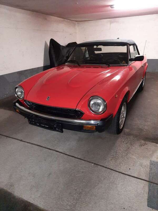 Rot Gebraucht 1985 Fiat 124 Spider Cabrio | 14.500 € - Bild 1/4