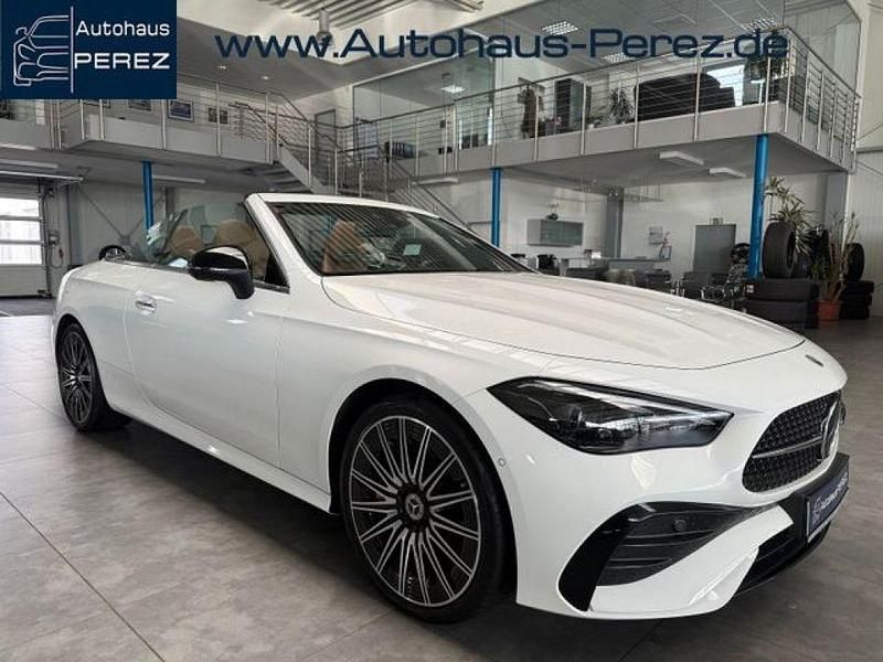 Opalithweiß bright (metallic) Gebraucht 2024 Mercedes 450 Premium Cabrio | 69.869 € (Fairer Preis) - Bild 1/4