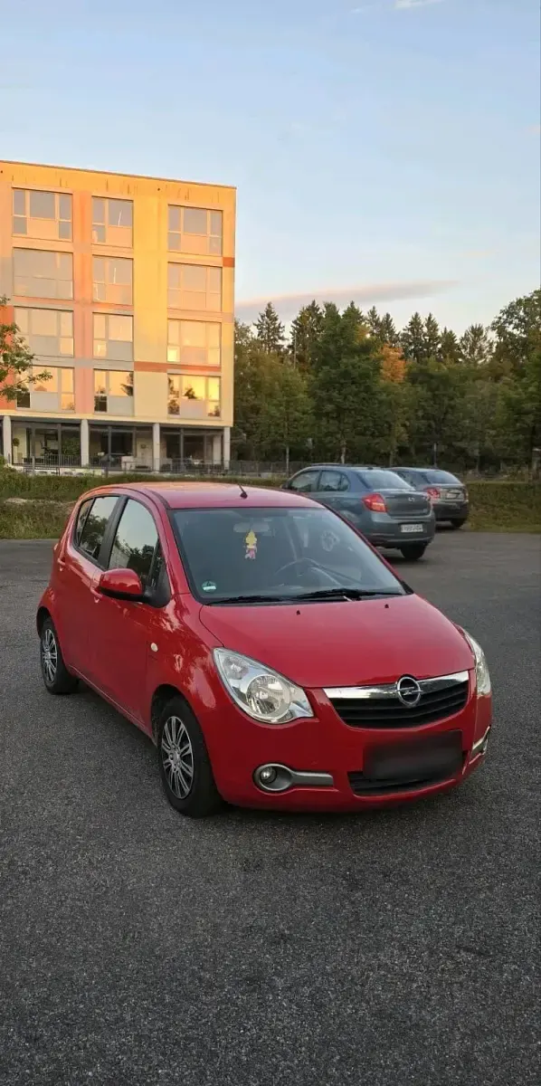 Gebraucht Opel Agila 70 PS (51 kW) 2008 Rot Kleinwagen