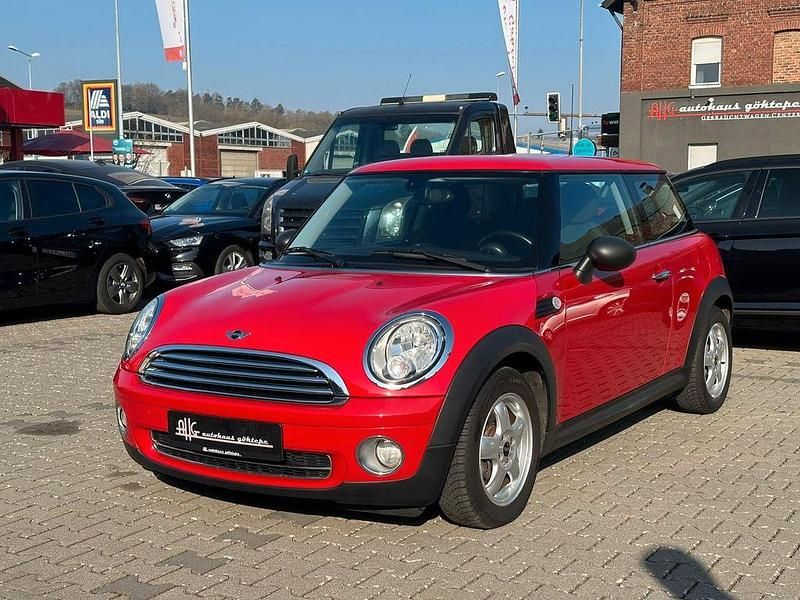 Gebraucht Mini ONE Pepper 98 PS (72 kW) 2010 Rot Kleinwagen