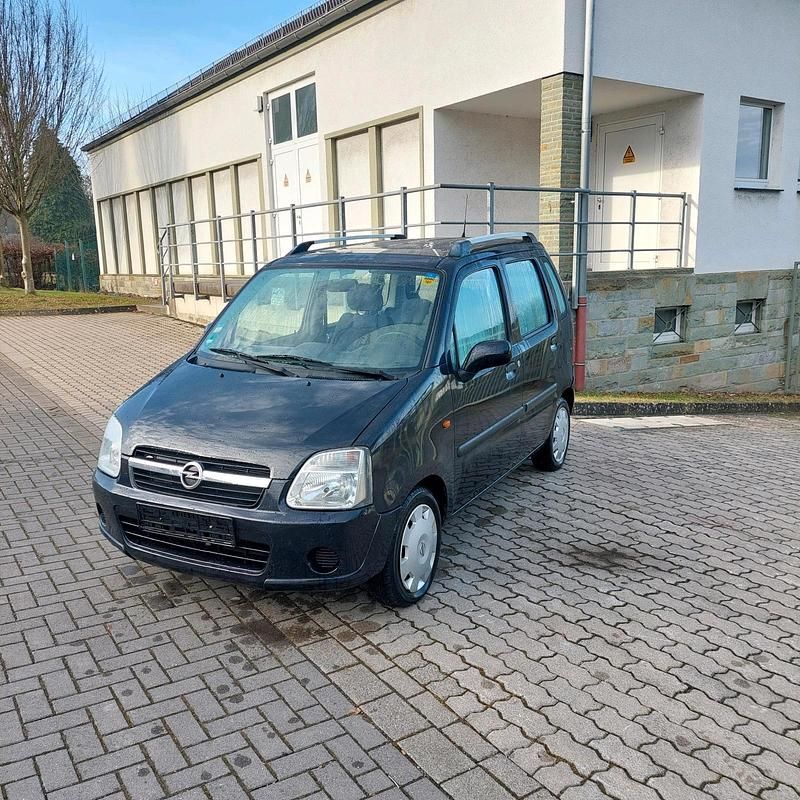 Schwarz Gebraucht 2005 Opel Agila Limousine | 1.333 € (Etwas zu teuer) - Bild 1/4