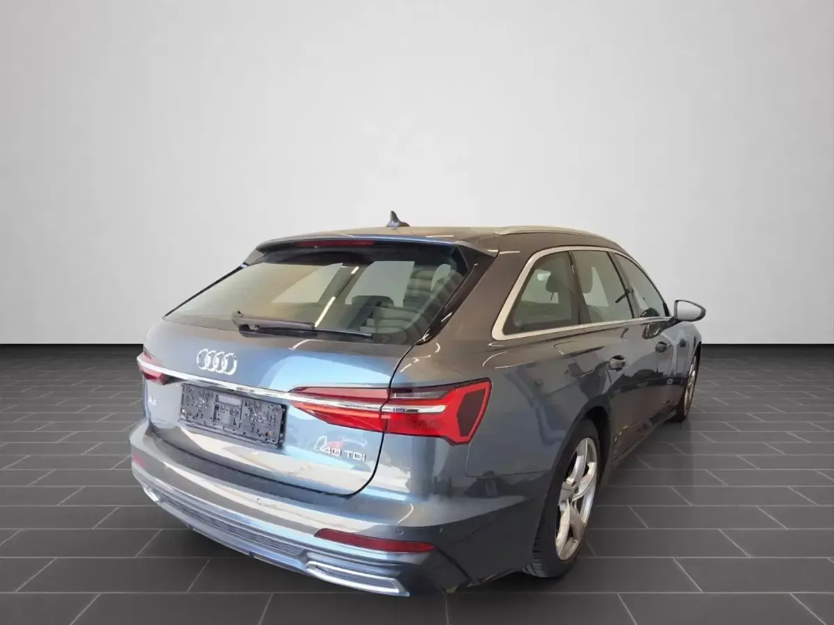 Gebraucht Audi A6 S-Line 204 PS (150 kW) 2023 Daytonagrau perleffekt (metallic) Kombi