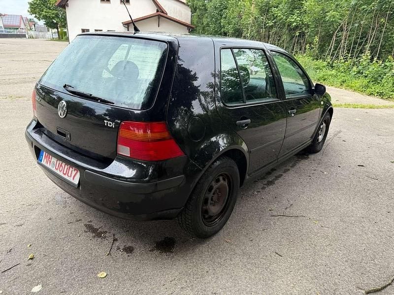 Gebraucht VW Golf III 90 PS (66 kW) 1999 Schwarz Kleinwagen