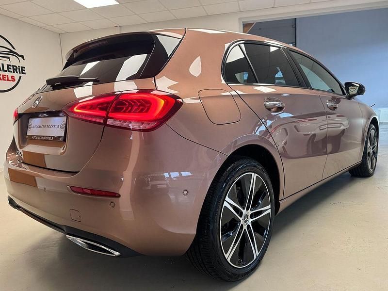 Gebraucht Mercedes A250 Progressive 218 PS (160 kW) 2022 Gold Limousine