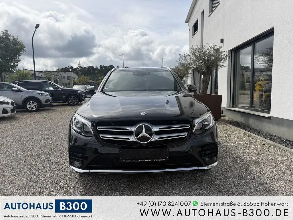 Gebraucht Mercedes GLC350 AMG line 258 PS (189 kW) 2019 Schwarz SUV