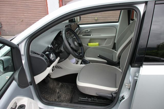 Brugt VW e-up! high up! 60 kW (82 HK) 2014 Sølv Hatchback