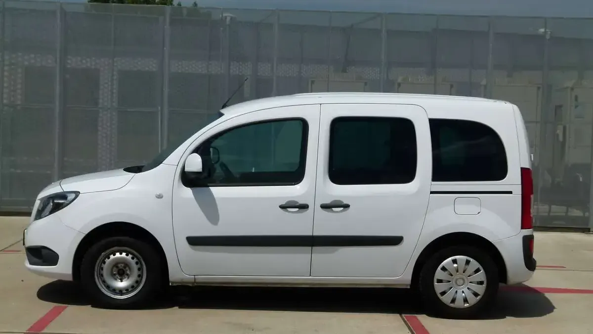 Gebraucht Mercedes Citan 109 90 PS (66 kW) 2018 Arktikweiss Van / Kleinbus