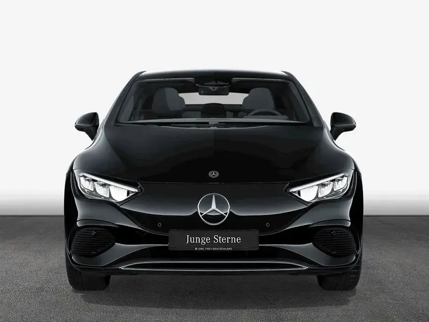 Gebraucht Mercedes EQE300 Advanced 180 kW (245 PS) 2023 Schwarz Limousine