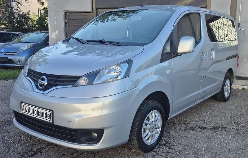 Silber Gebraucht 2011 Nissan Evalia Premium Edition Van / Kleinbus | 7.490 € (Guter Preis) - Bild 1/4