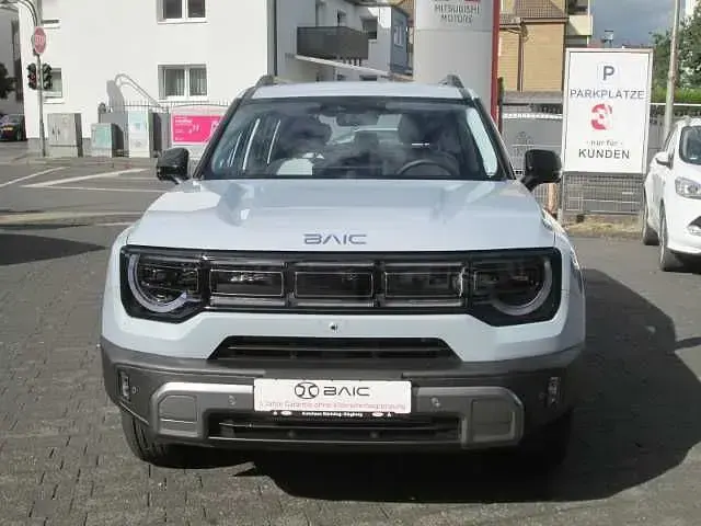 Neu Baic BJ30 280 PS (205 kW) 2026 Silber SUV