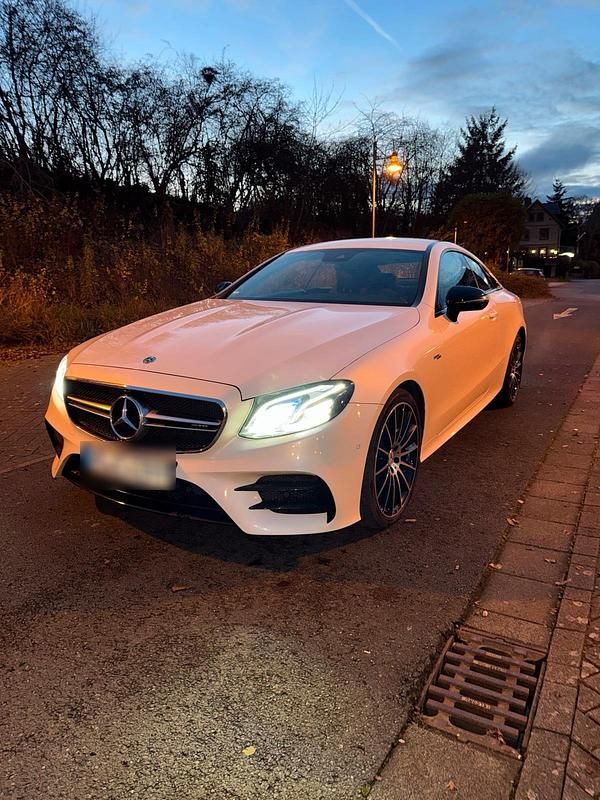 Weiß Gebraucht 2019 Mercedes E53 AMG AMG Coupé | 42.500 € (Fairer Preis) - Bild 1/4