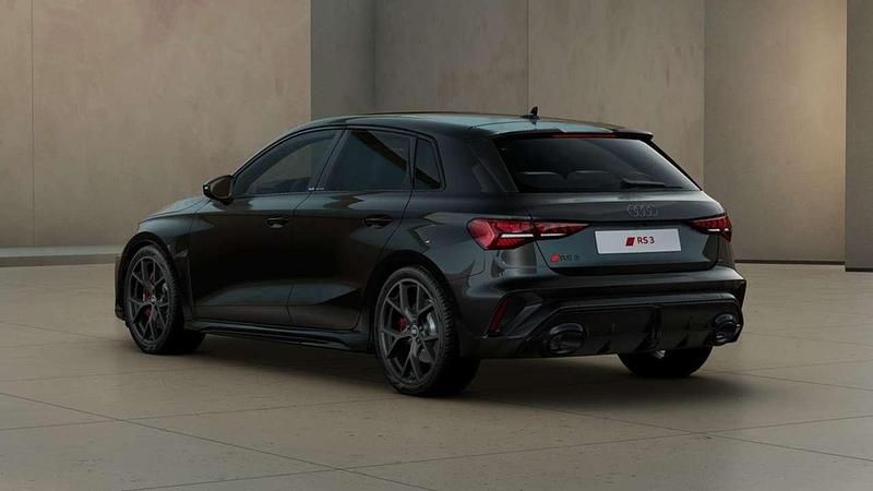 Neu Audi RS3 Sport 400 PS (294 kW) 2026 Schwarz Limousine