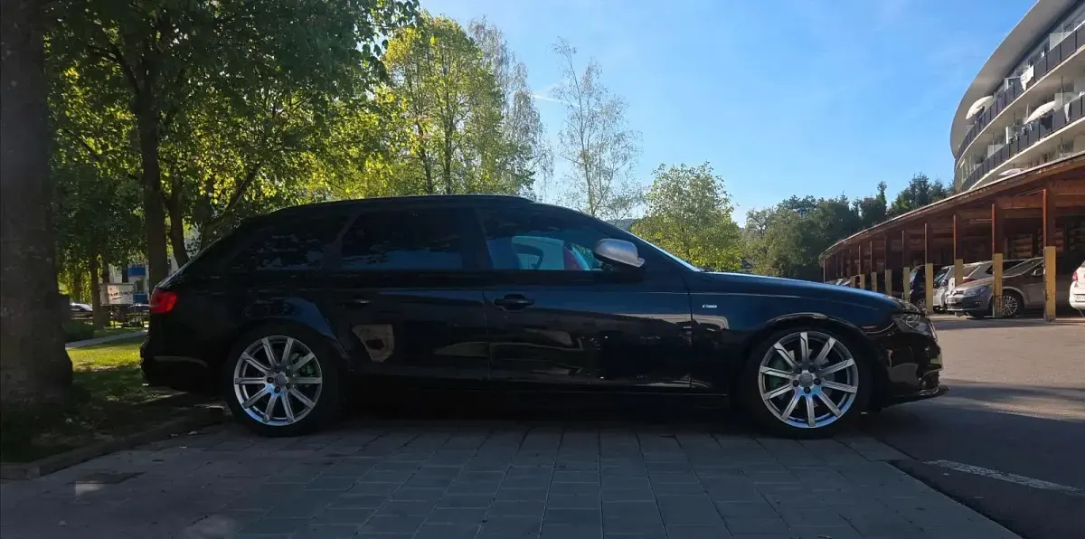 Gebraucht Audi A4 265 PS (194 kW) 2011 Schwarz Kombi