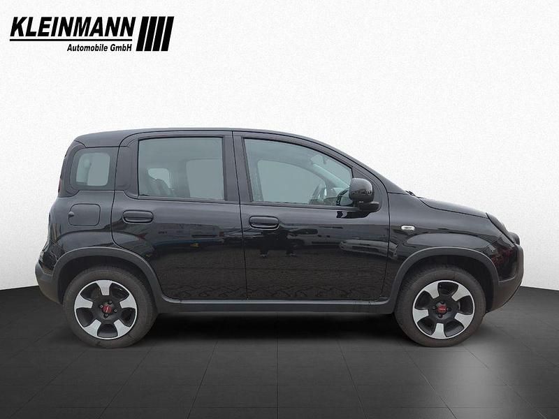 Gebraucht Fiat Panda Cross Cross 69 PS (50 kW) 2023 Cinema schwarz Kleinwagen