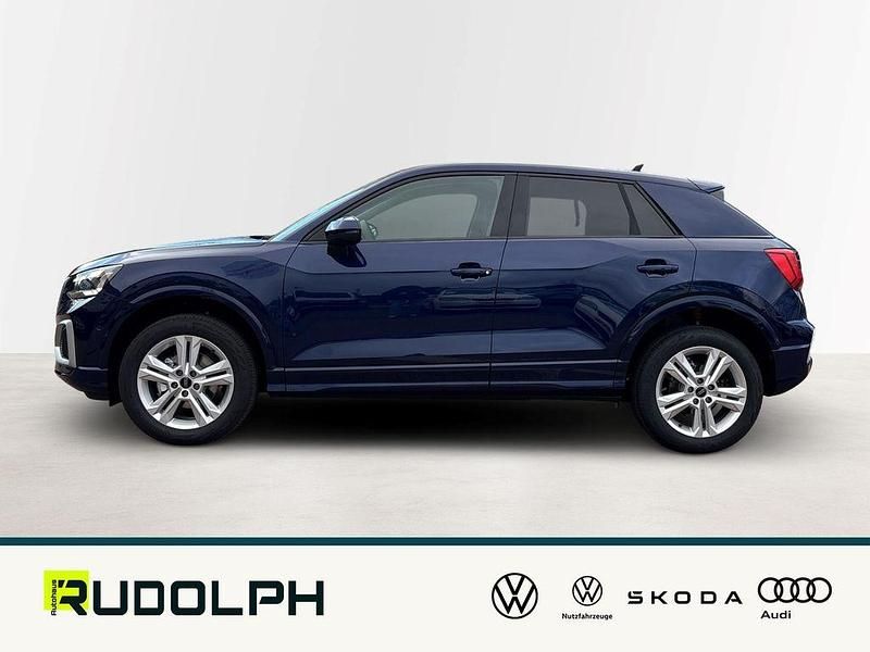 Neu Audi Q2 Advanced Plus 150 PS (110 kW) 2026 Blau SUV