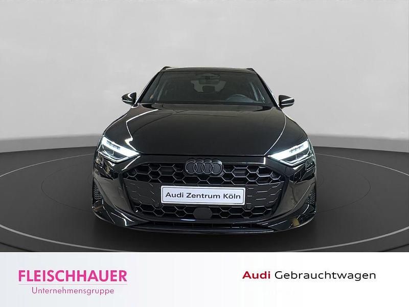 Gebraucht Audi A3 Advanced 116 PS (85 kW) 2025 Schwarz Limousine