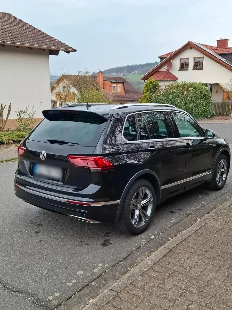 Gebraucht VW Tiguan 220 PS (161 kW) 2017 Schwarz SUV
