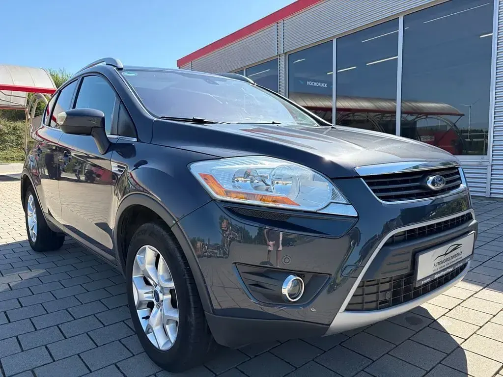 Gebraucht Ford Kuga Champions Edition 163 PS (119 kW) 2012 Grau SUV