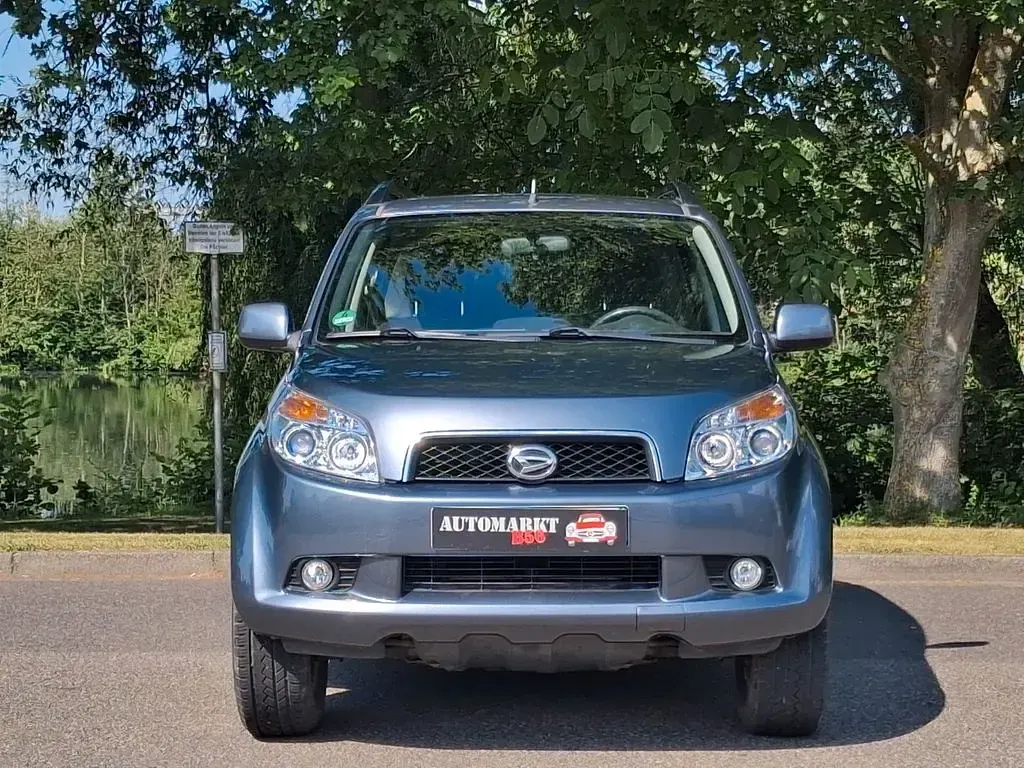 Gebraucht Daihatsu Terios 105 PS (77 kW) 2008 Grau SUV