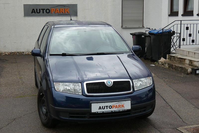 Blau Gebraucht 2003 Skoda Fabia Kleinwagen | 650 € (Fairer Preis) - Bild 1/4