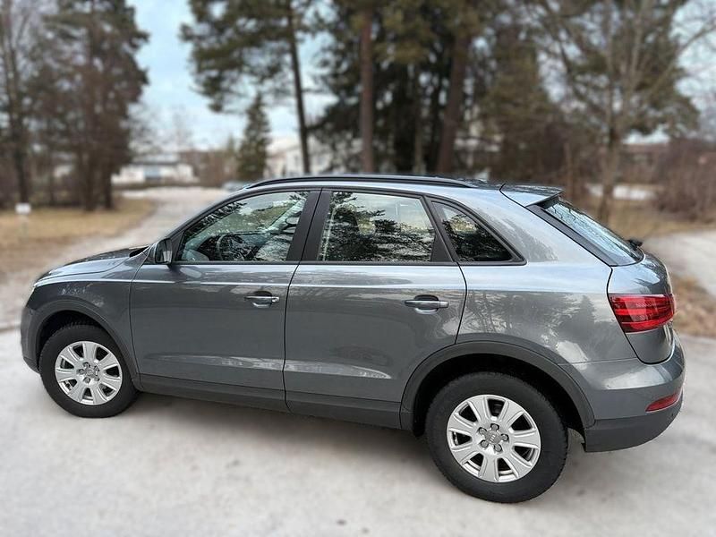 Gebraucht Audi Q3 140 PS (102 kW) 2014 Grau SUV