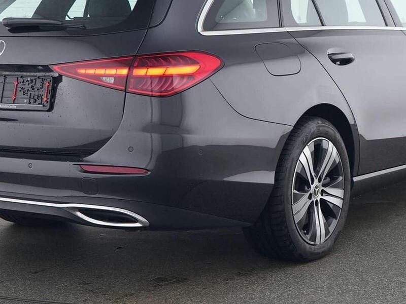 Gebraucht Mercedes C300e Avantgarde 313 PS (230 kW) 2025 Lack graphitgrau Kombi