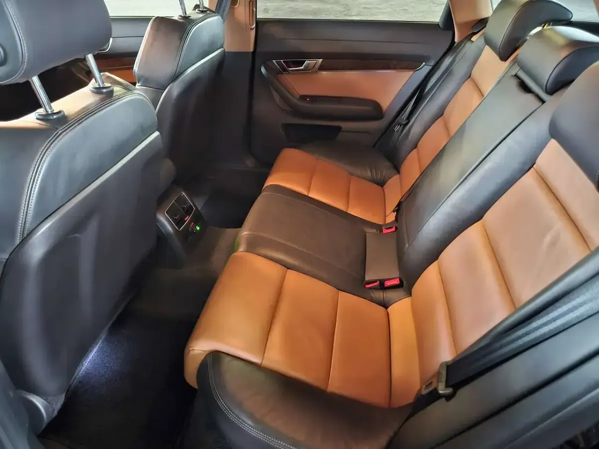 Gebraucht Audi A6 190 PS (139 kW) 2011 Schwarz Kombi