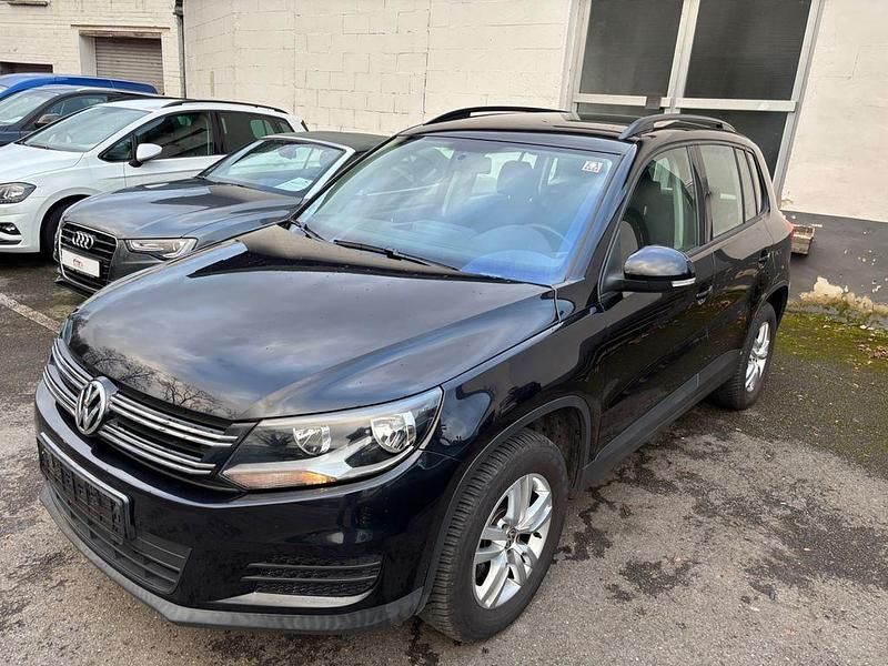 Gebraucht VW Tiguan Trendline 110 PS (80 kW) 2011 Schwarz SUV