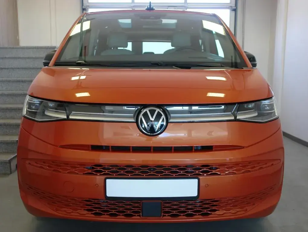 Gebraucht VW Multivan Style 204 PS (150 kW) 2021 Orange (energetic [4m4m]) Van / Kleinbus