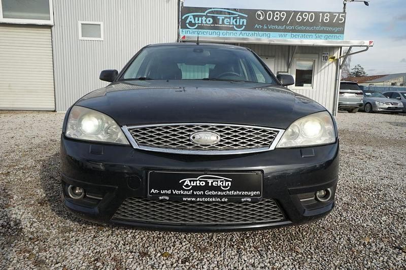 Gebraucht Ford Mondeo Titanium X 155 PS (114 kW) 2005 Schwarz Limousine