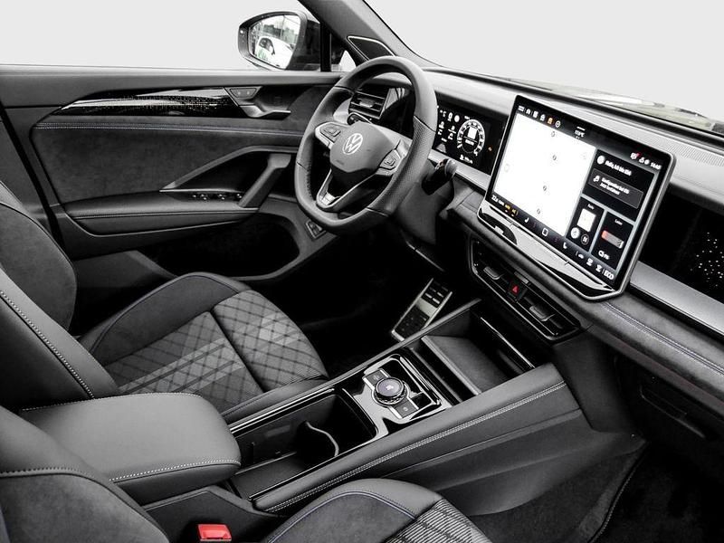 Neu VW Tayron Style 177 PS (130 kW) 2026 Schwarz SUV