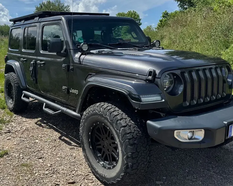 Gebraucht Jeep Wrangler Sahara 272 PS (200 kW) 2019 Grau SUV