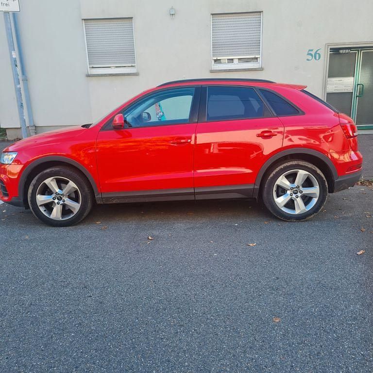Gebraucht Audi Q3 150 PS (110 kW) 2015 Rot SUV