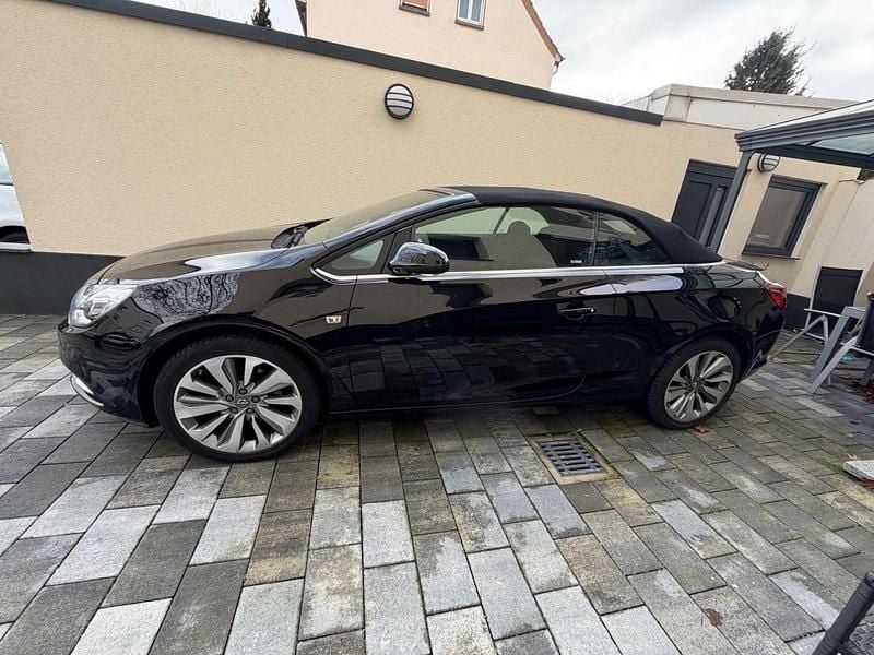 Gebraucht Opel Cascada 200 PS (147 kW) 2018 Schwarz Cabrio
