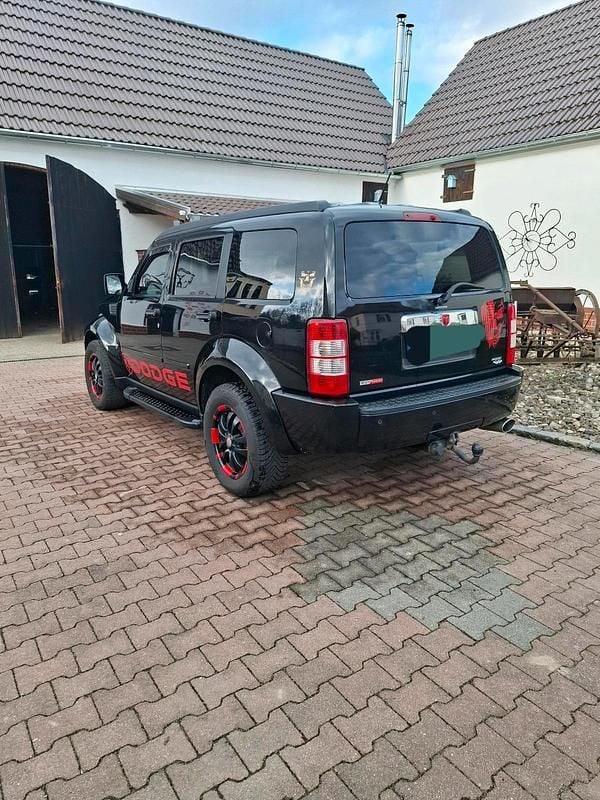 Second-hand Dodge Nitro 177 CP (130 kW) 2007 Negru SUV