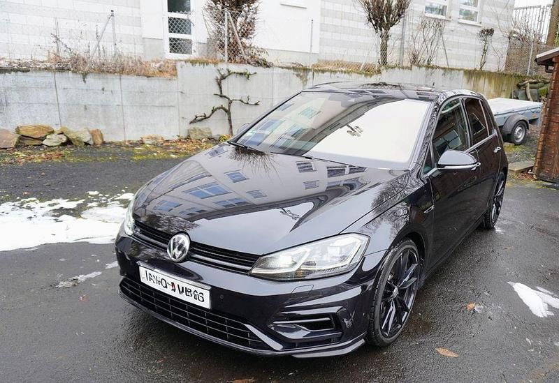 Gebraucht VW Golf VII R 300 PS (220 kW) 2019 Schwarz Limousine