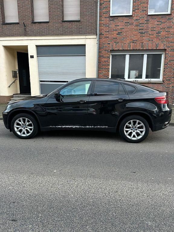 Gebraucht BMW X6 265 PS (194 kW) 2011 Schwarz SUV