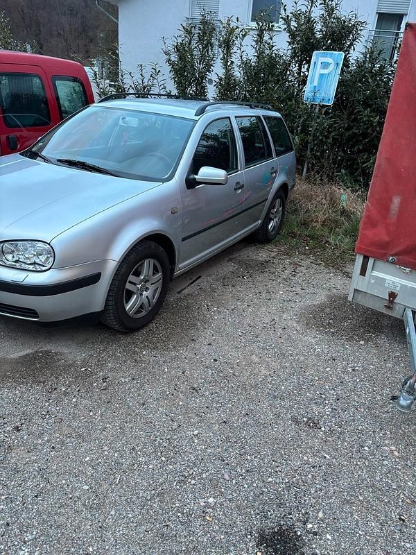 Gebraucht VW Golf IV 101 PS (74 kW) 2000 Silber Kombi