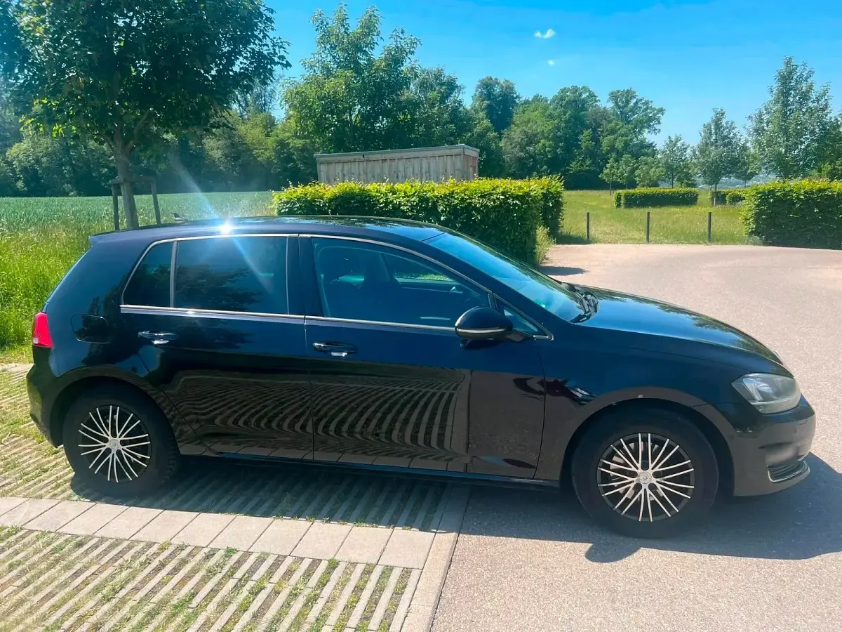 Gebraucht VW Golf VII 140 PS (102 kW) 2013 Schwarz Limousine