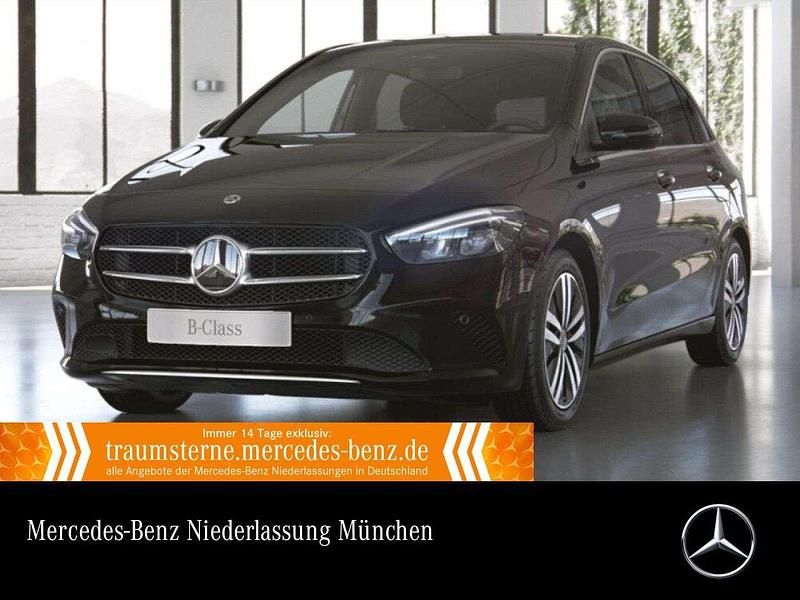 Schwarz Gebraucht 2021 Mercedes B180 Advanced Van / Kleinbus | 23.990 € (Fairer Preis) - Bild 1/3