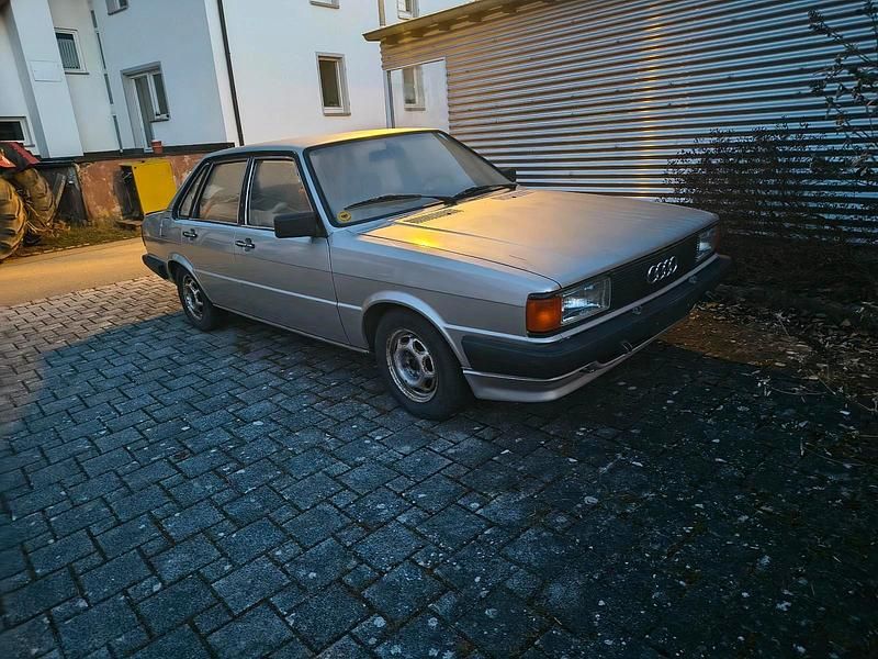 Gebraucht Audi 80 90 PS (66 kW) 1984 Silber Limousine