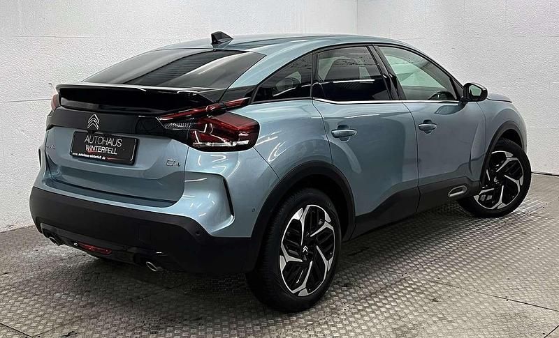 Usado Citroën C4 PureTech 149 HP (109 kW) 2024 Azul Sedan