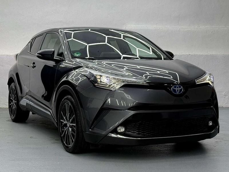 Grau Gebraucht 2017 Toyota C-HR Lounge SUV | 17.950 € (Fairer Preis) - Bild 1/4