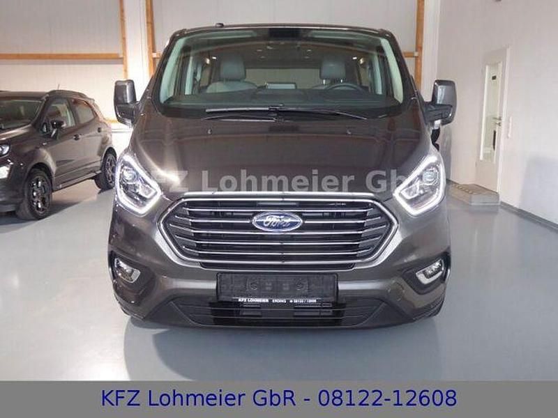 Gebraucht Ford Tourneo Custom Titanium 170 PS (125 kW) 2019 Grau Van