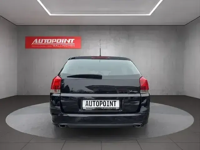 Gebraucht Opel Signum 230 PS (169 kW) 2005 Schwarz Kleinwagen