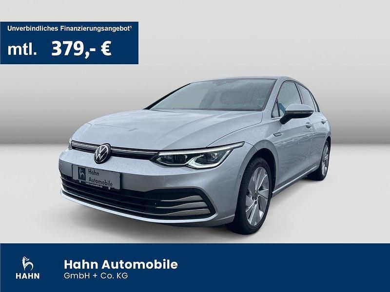 Reflexsilber metallic Gebraucht 2022 VW Golf VIII Style Limousine | 23.780 € (Guter Preis) - Bild 1/3